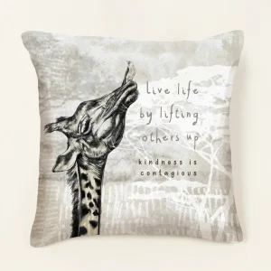 Giraffe adn Tic bird